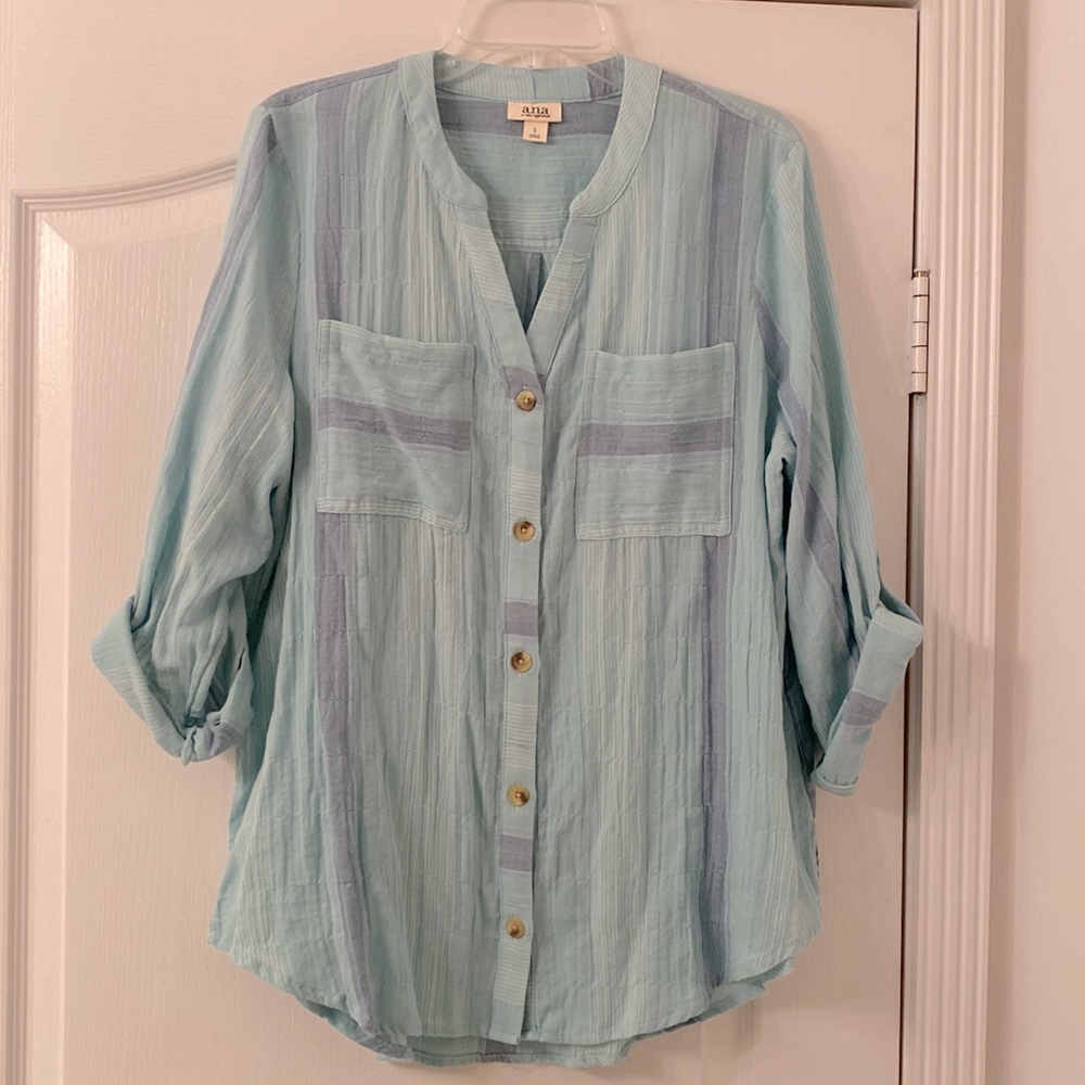 Ana blouse size large